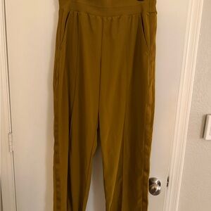 Athleta Mustard Women's Trousers
